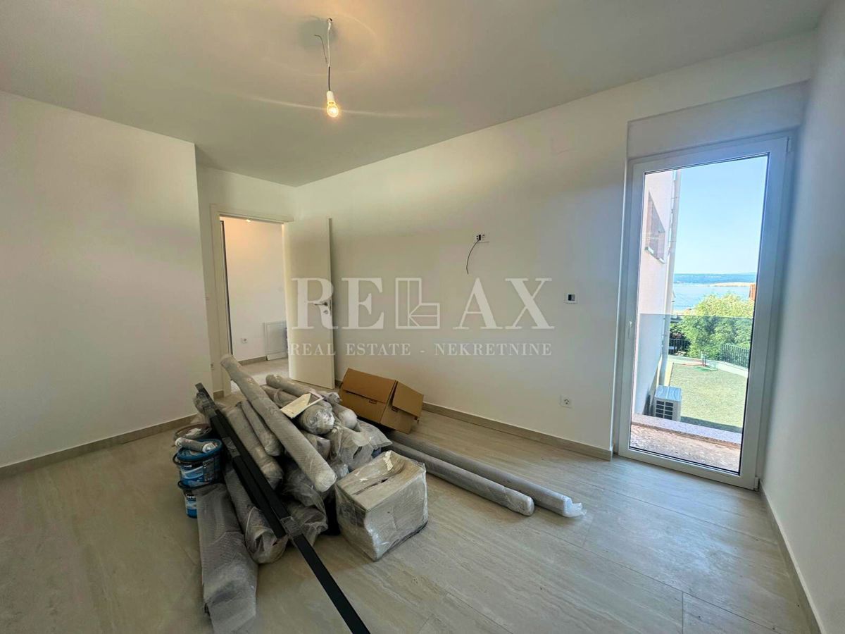 Dramalj - appartamento duplex con piscina, nuova costruzione