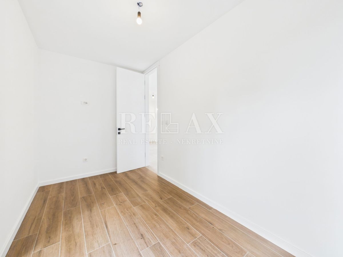 Omišalj - nuovo edificio, a 150 m dalla spiaggia