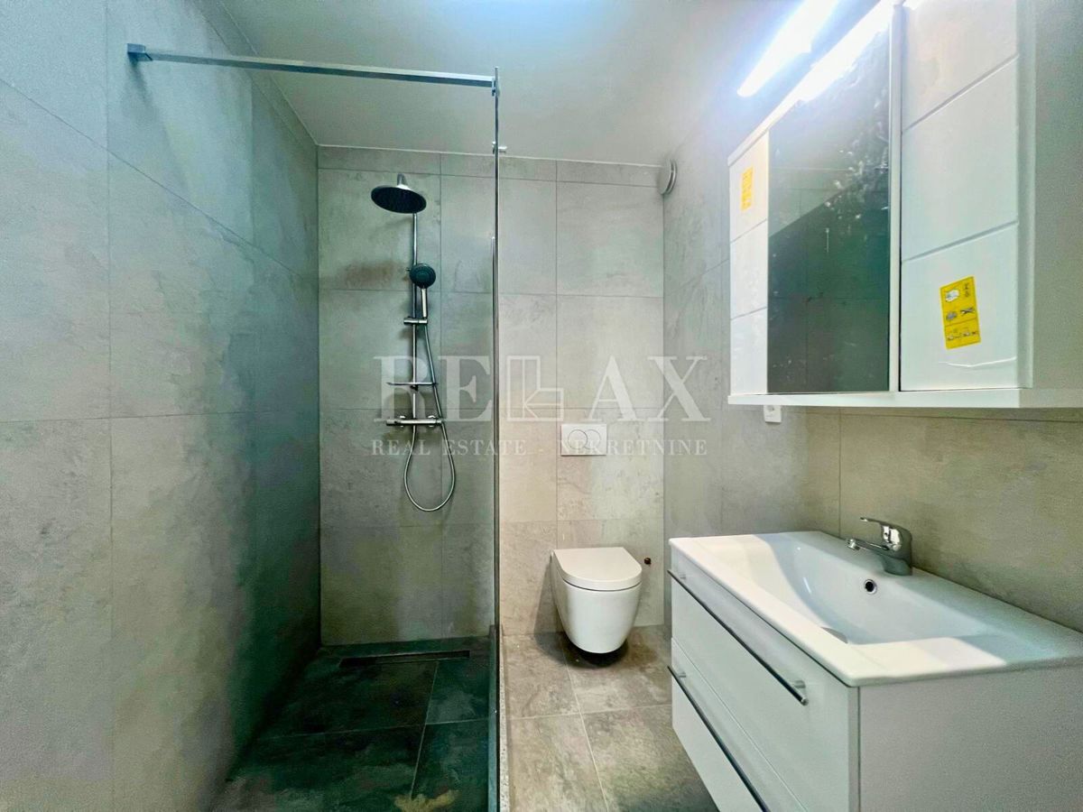 Rijeka, Srdoči - appartamento in un nuovo edificio, terrazza