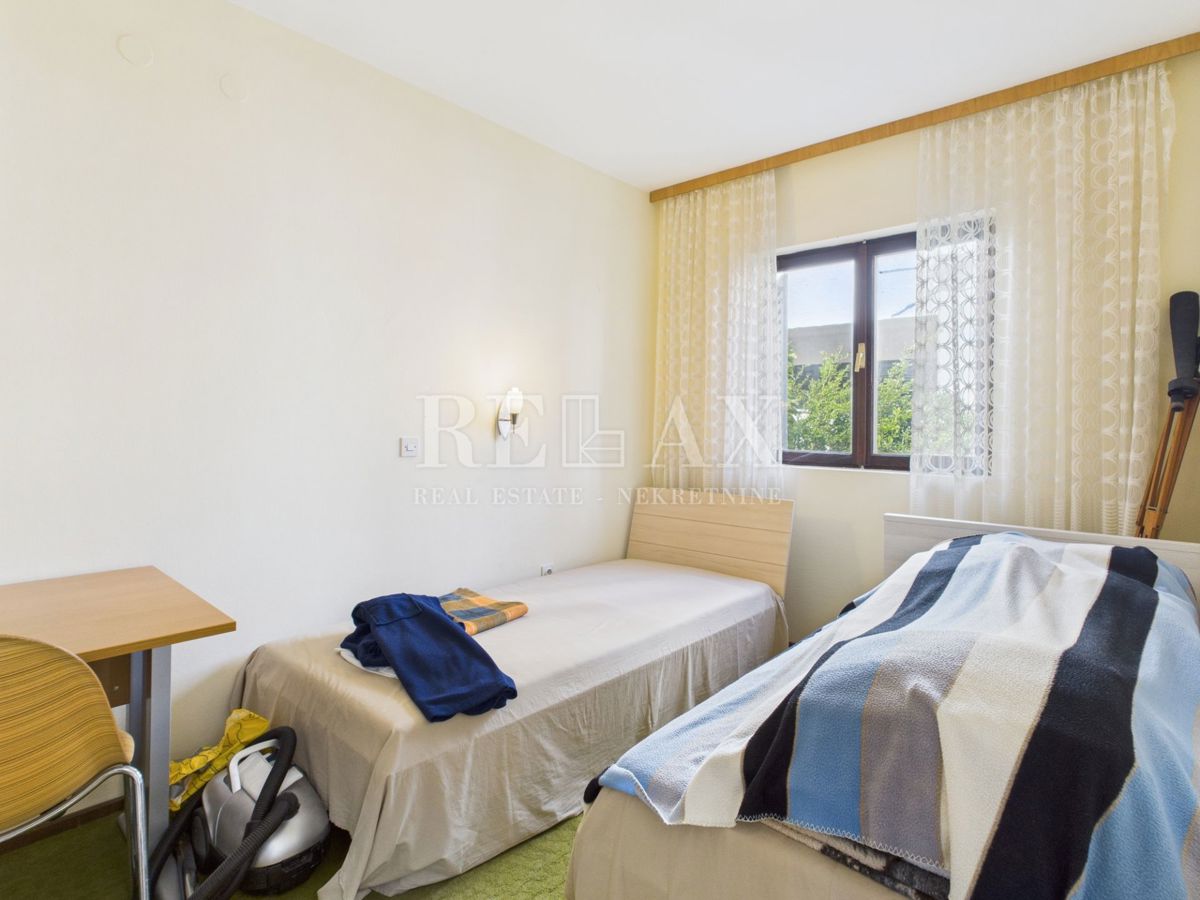 Dramalj - casa con due unità abitative