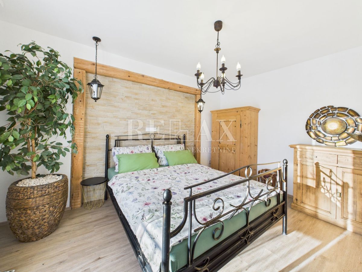 Bribir – Casa con piscina e tre appartamenti