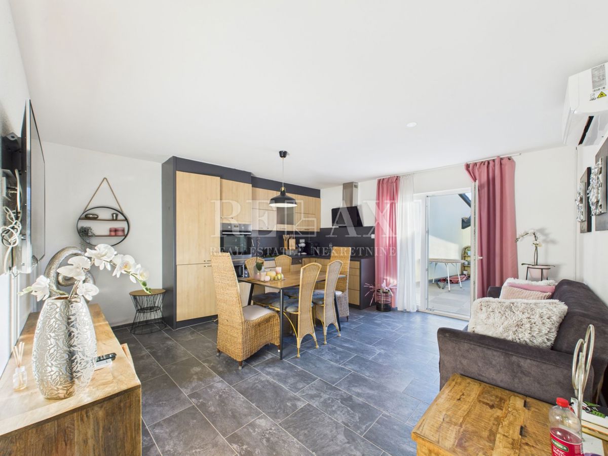 Bribir – Casa con piscina e tre appartamenti