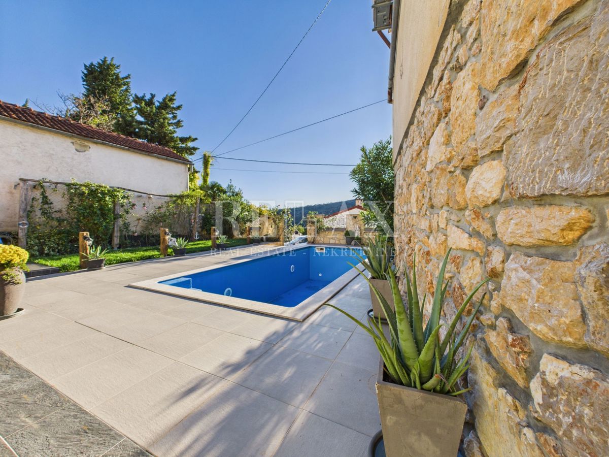 Bribir – Casa con piscina e tre appartamenti