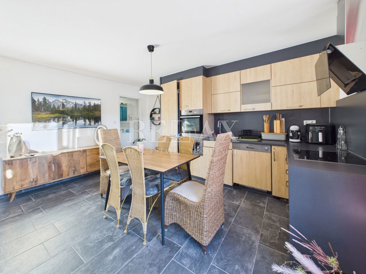 Bribir – Casa con piscina e tre appartamenti