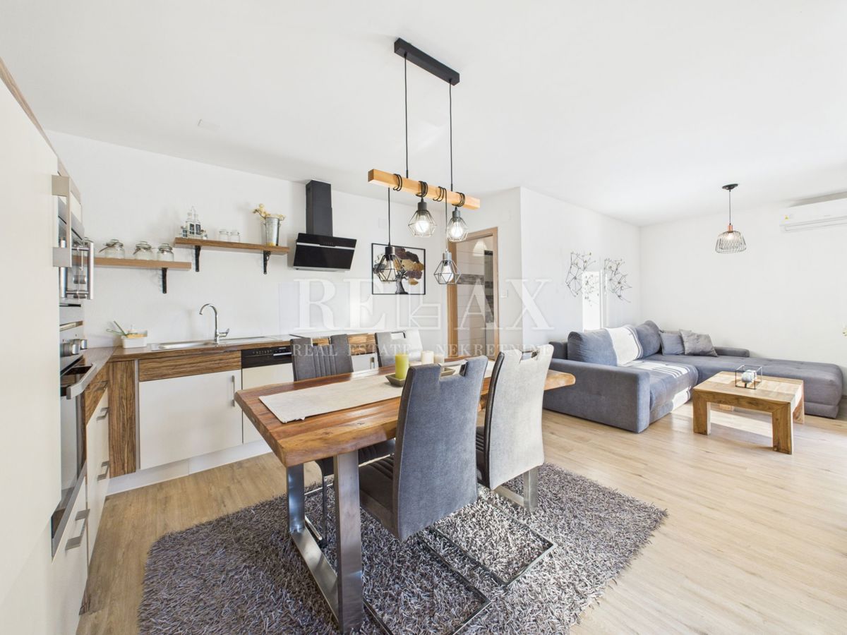 Bribir – Casa con piscina e tre appartamenti