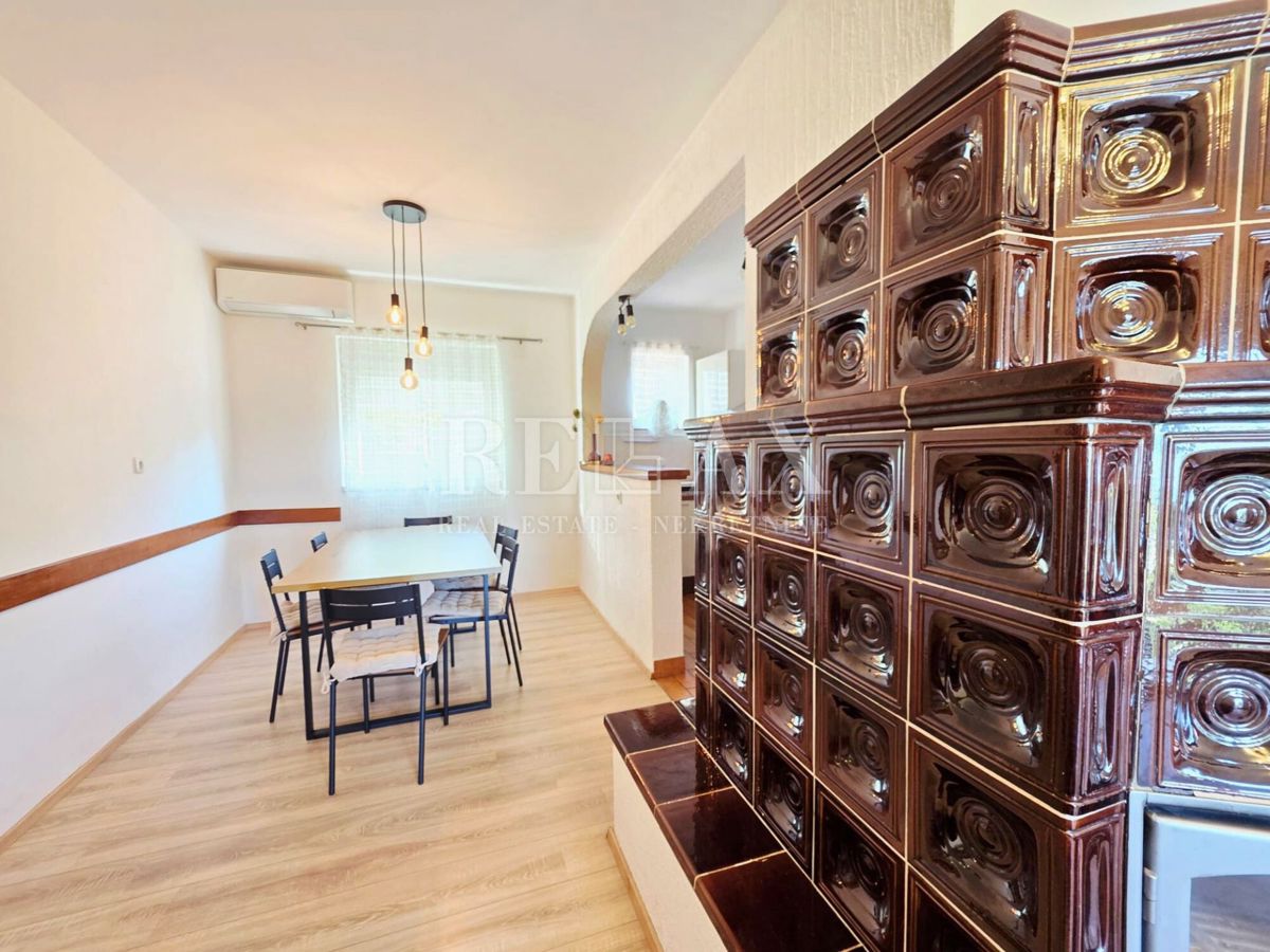 Crikvenica - due case, garage