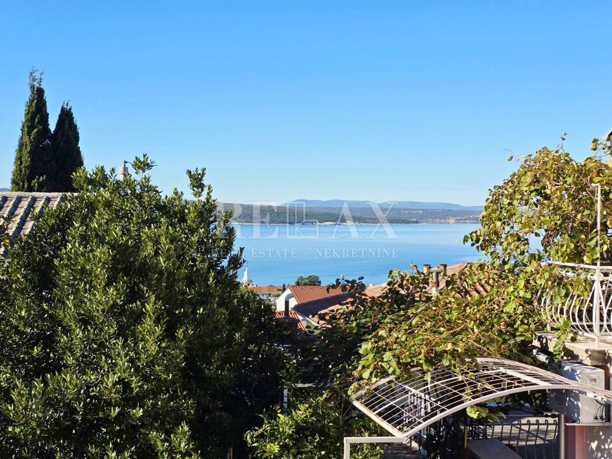 Crikvenica - due case, garage