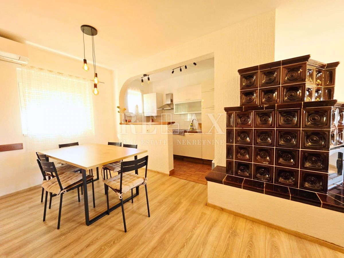 Crikvenica - due case, garage