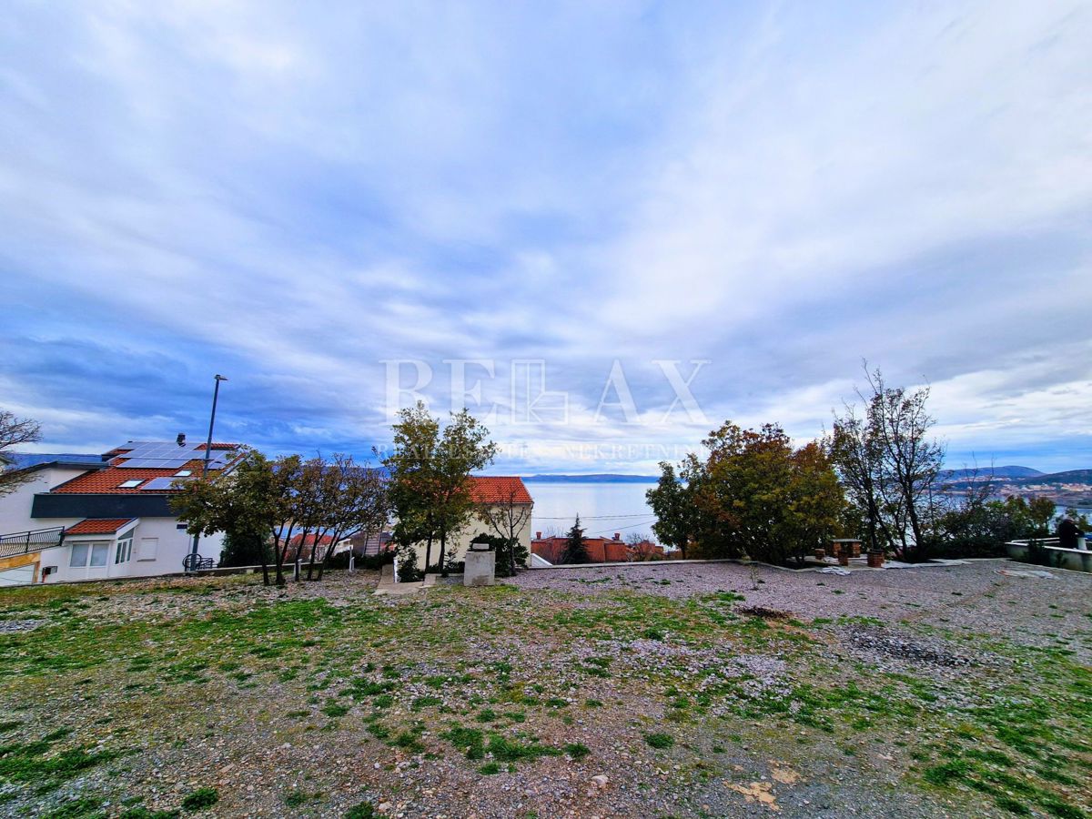 Klenovica - terreno edificabile con vista mare