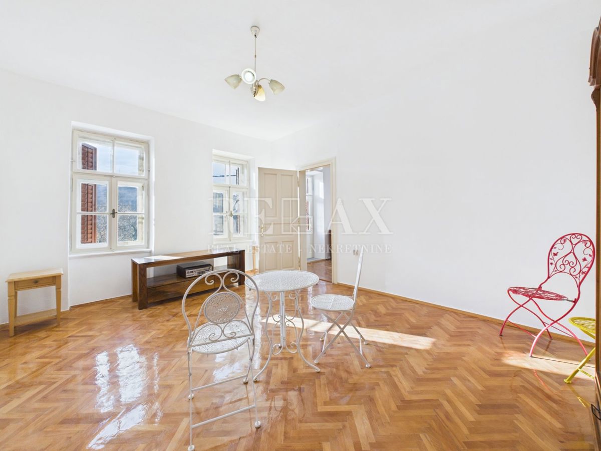 Bribir - casa autentica con giardino