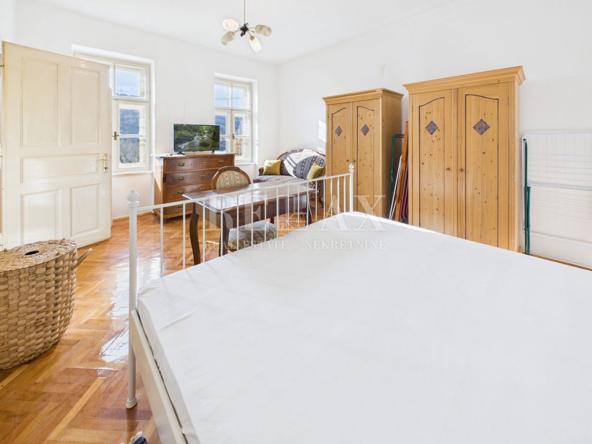 Bribir - casa autentica con giardino