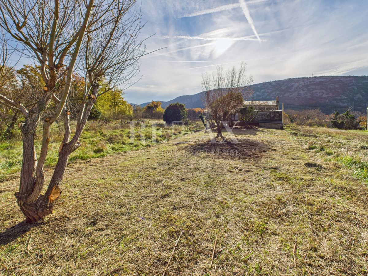 Bribir - casa autentica con giardino