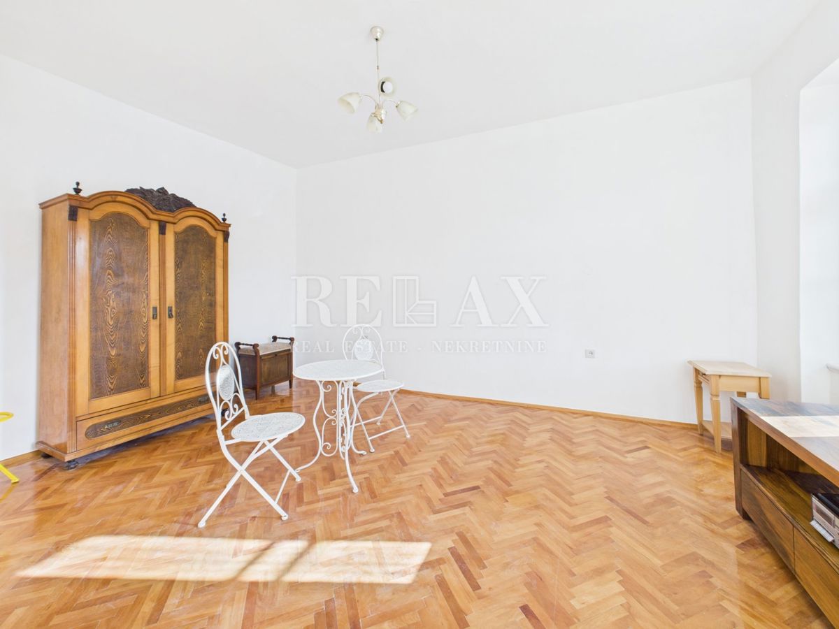 Bribir - casa autentica con giardino