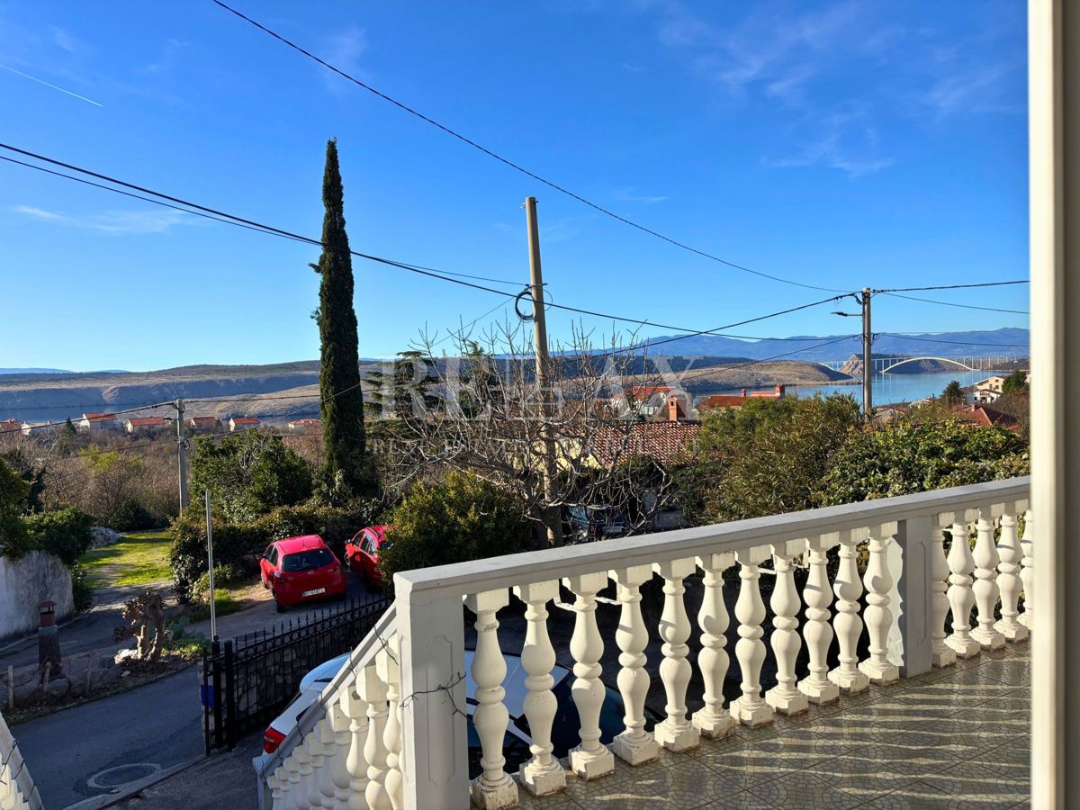 Jadranovo - casa indipendente con 3 appartamenti