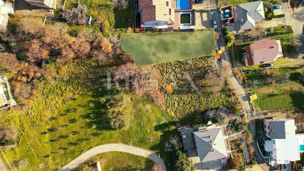 Bribir - terreno edificabile con ottimo accesso