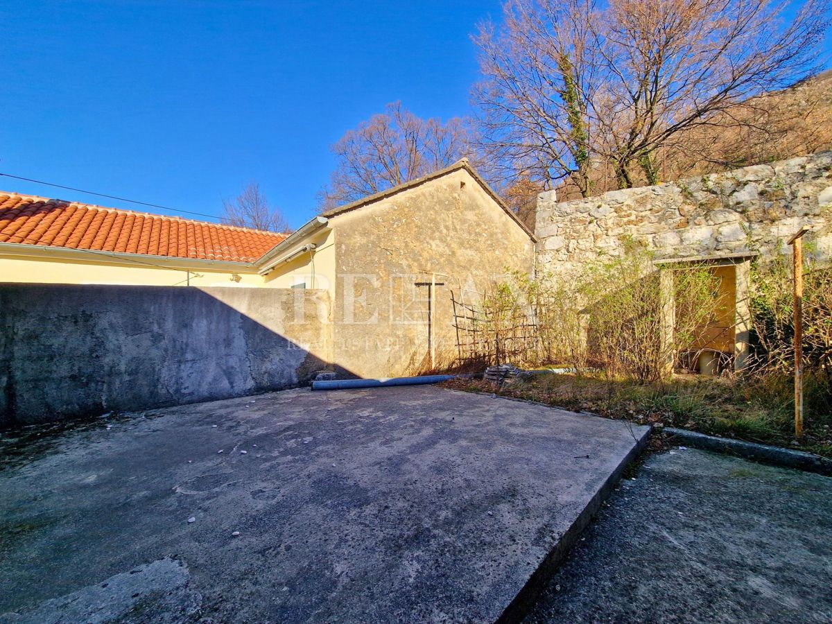 Grižane - casa indipendente con garage