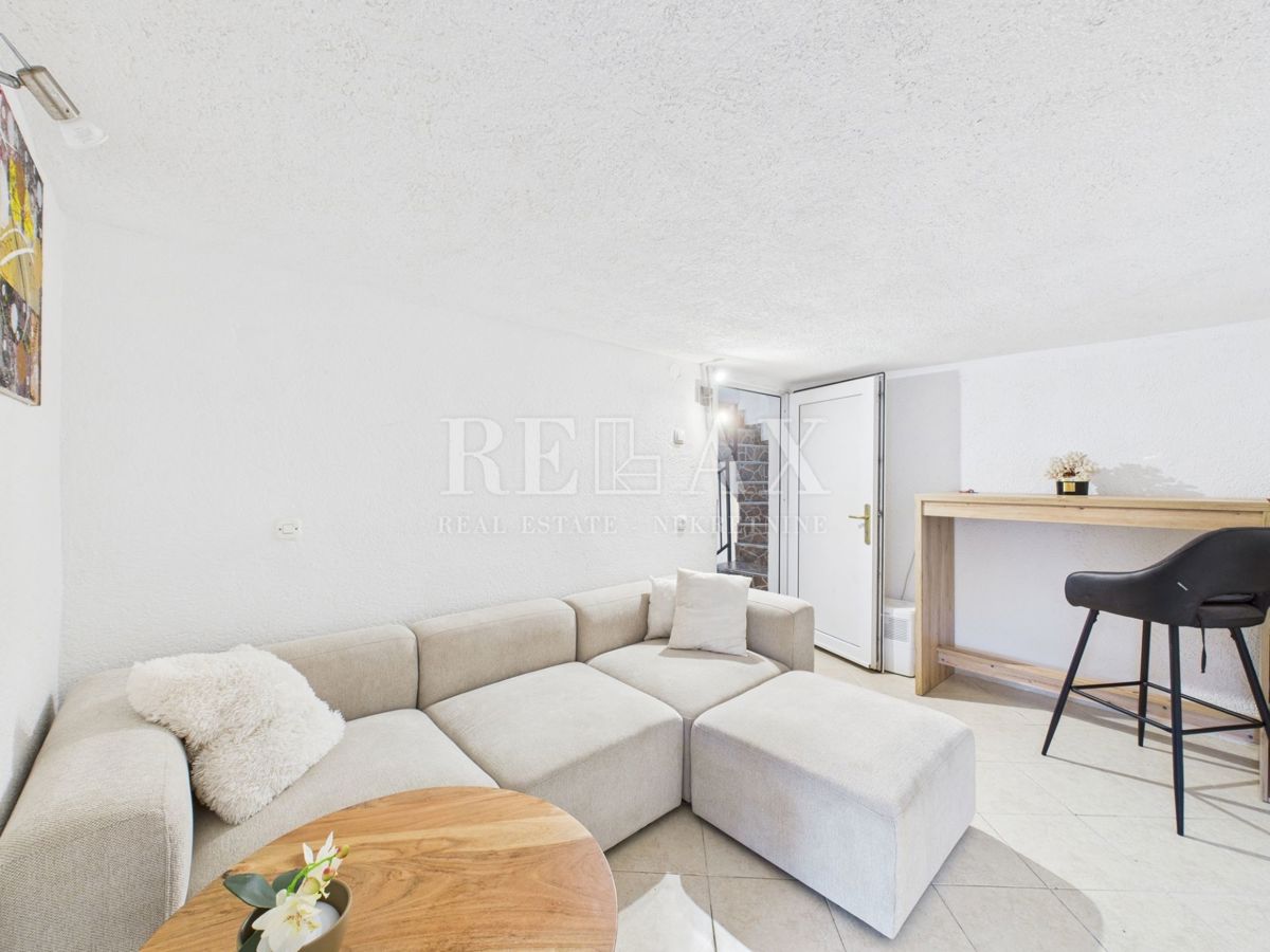 Kastav - casa con 3 appartamenti e spazio commerciale