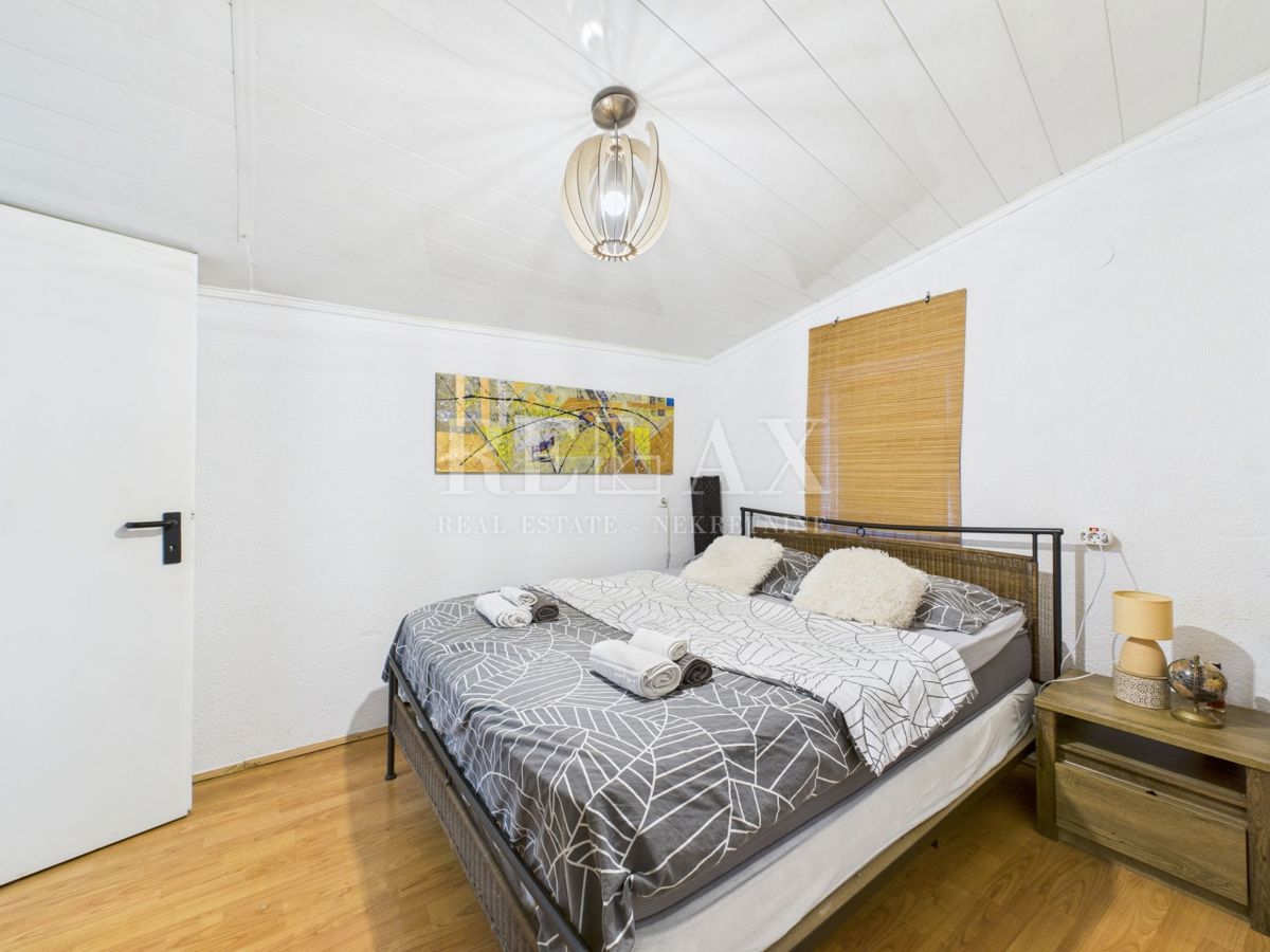 Kastav - casa con 3 appartamenti e spazio commerciale