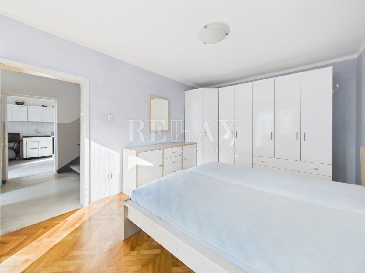 Crikvenica - casa nel centro della città