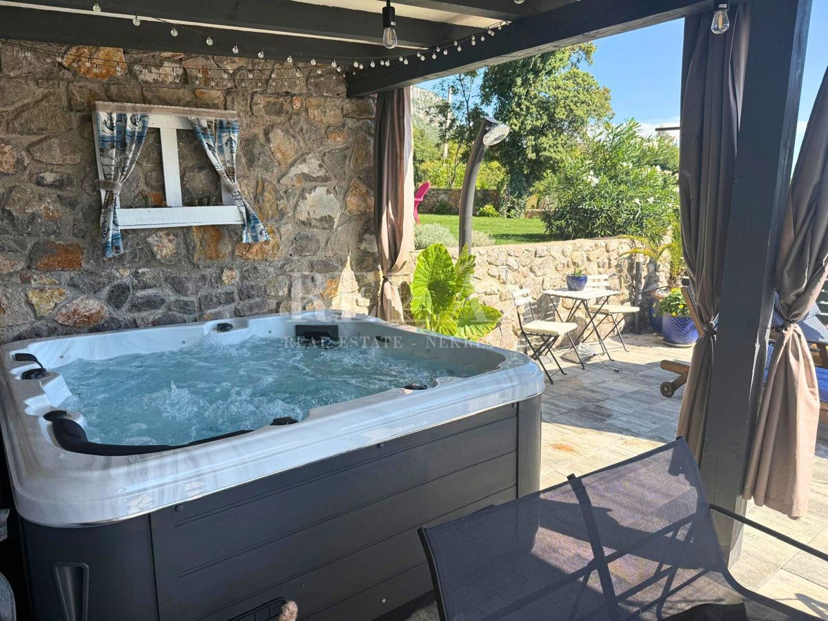 Bribir - casa con piscina e giardino