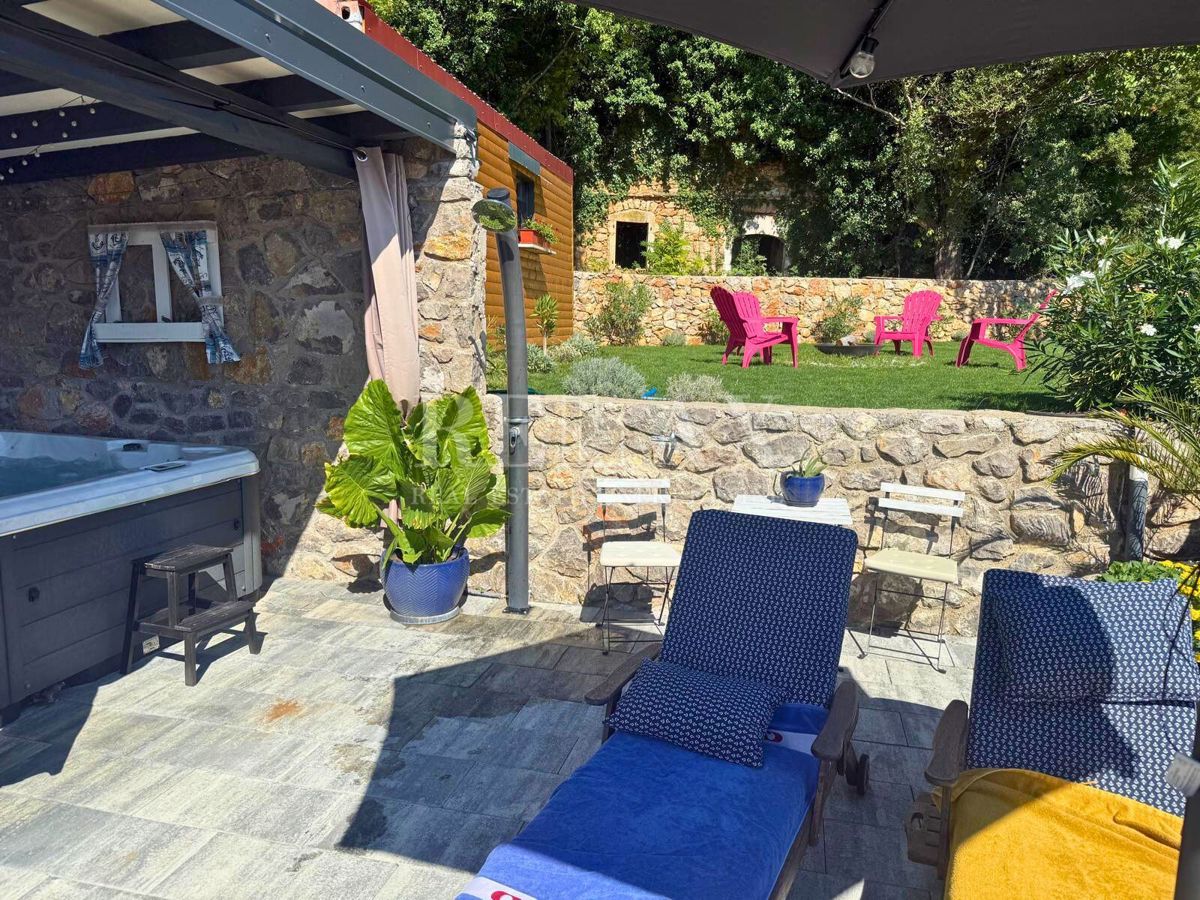 Bribir - casa con piscina e giardino