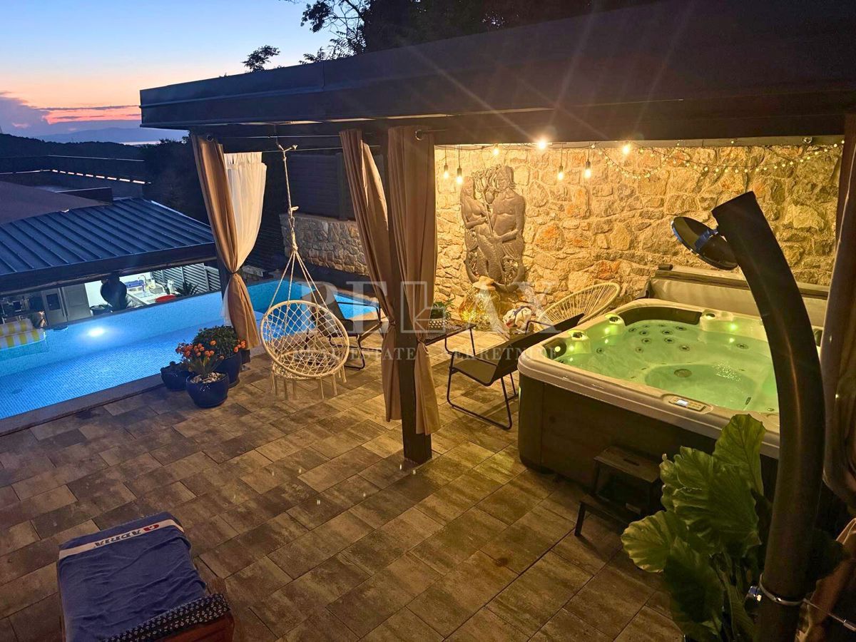 Bribir - casa con piscina e giardino