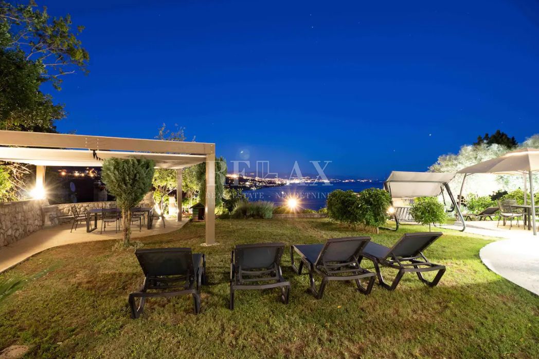 Abbazia - 3 appartamenti con giardino