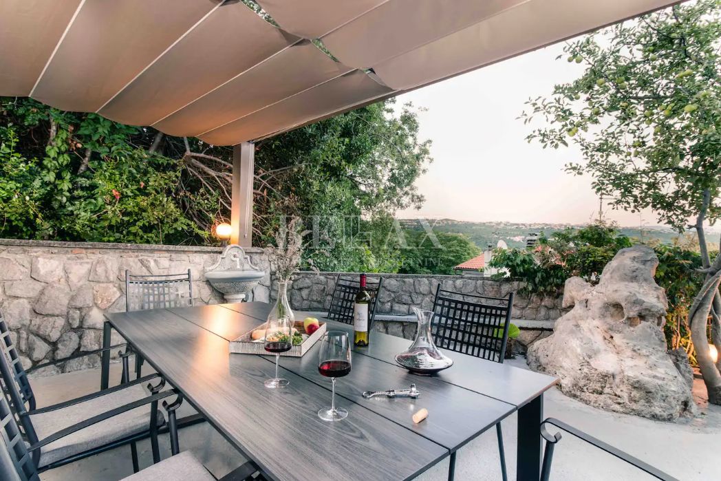 Abbazia - 3 appartamenti con giardino