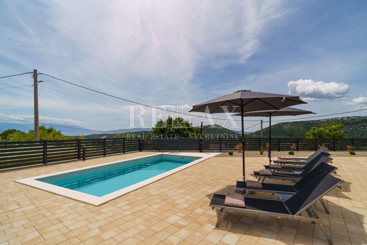 Bribir - villa di nuova costruzione con vista mare