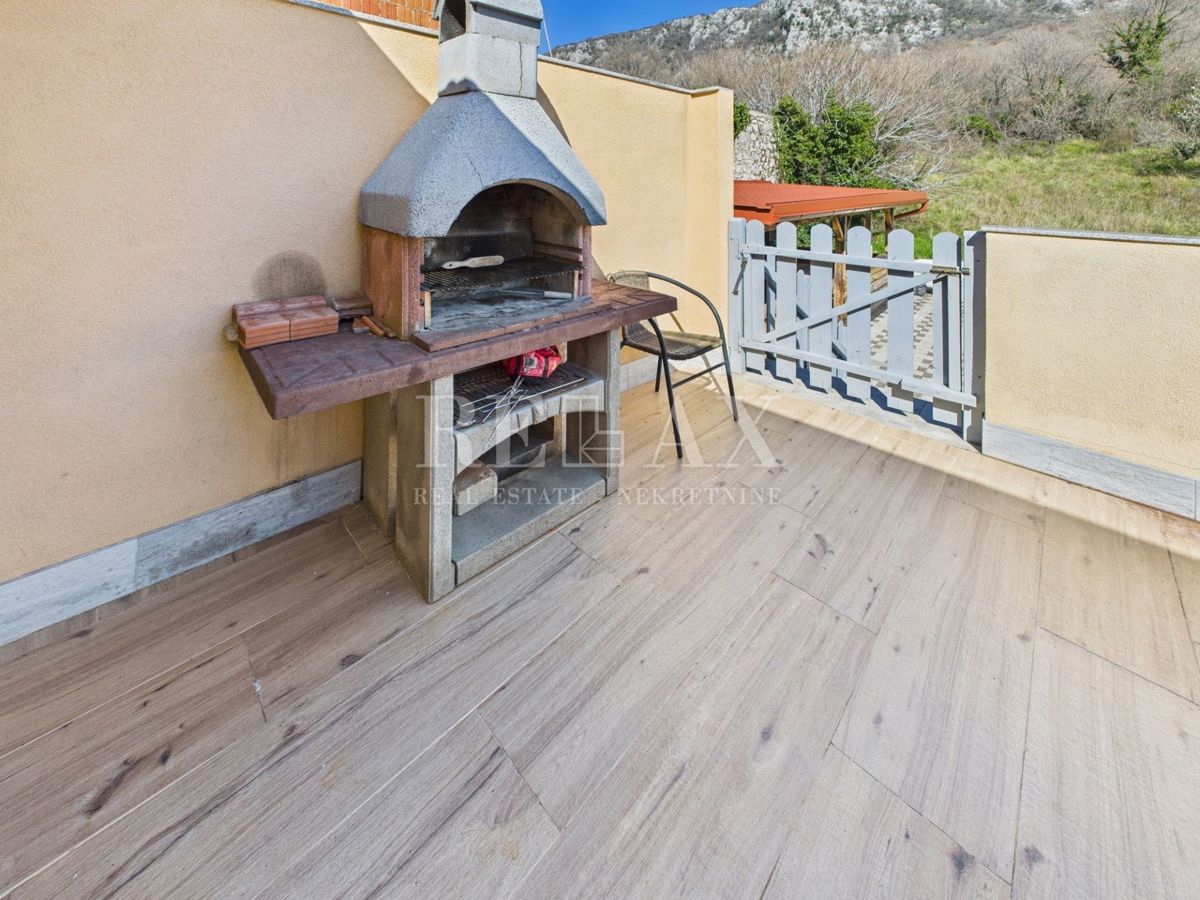 Bribir - affascinante casa in pietra con piscina