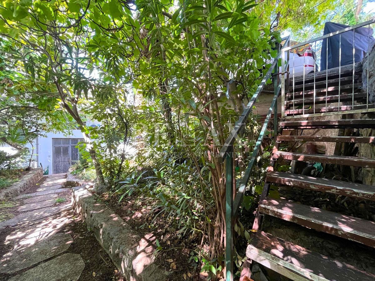 Crikvenica - casa in centro, posizione eccellente, parcheggio