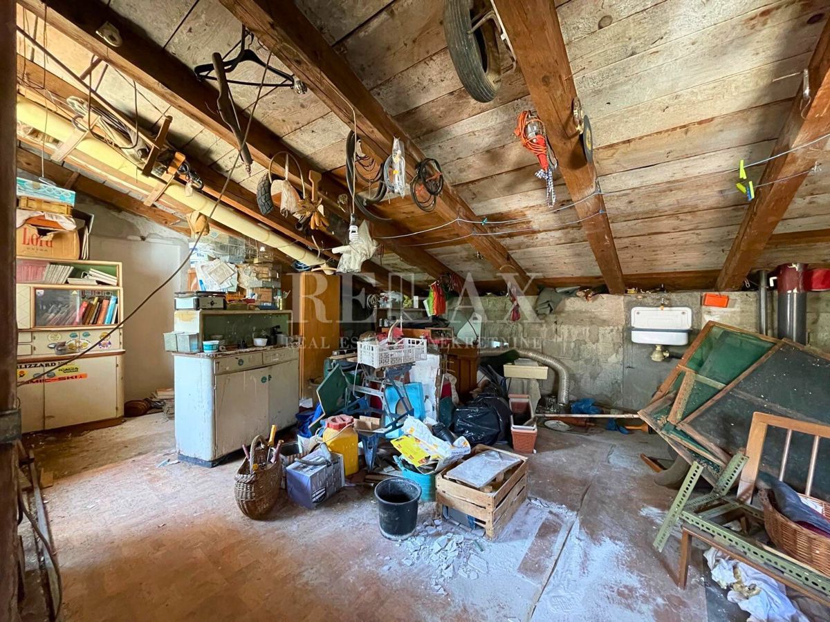 Crikvenica - casa in centro, posizione eccellente, parcheggio