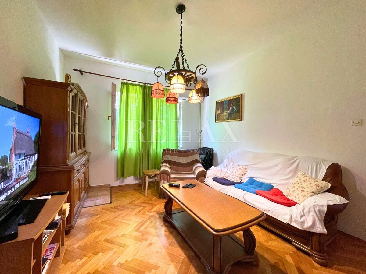 Crikvenica - casa in centro, posizione eccellente, parcheggio