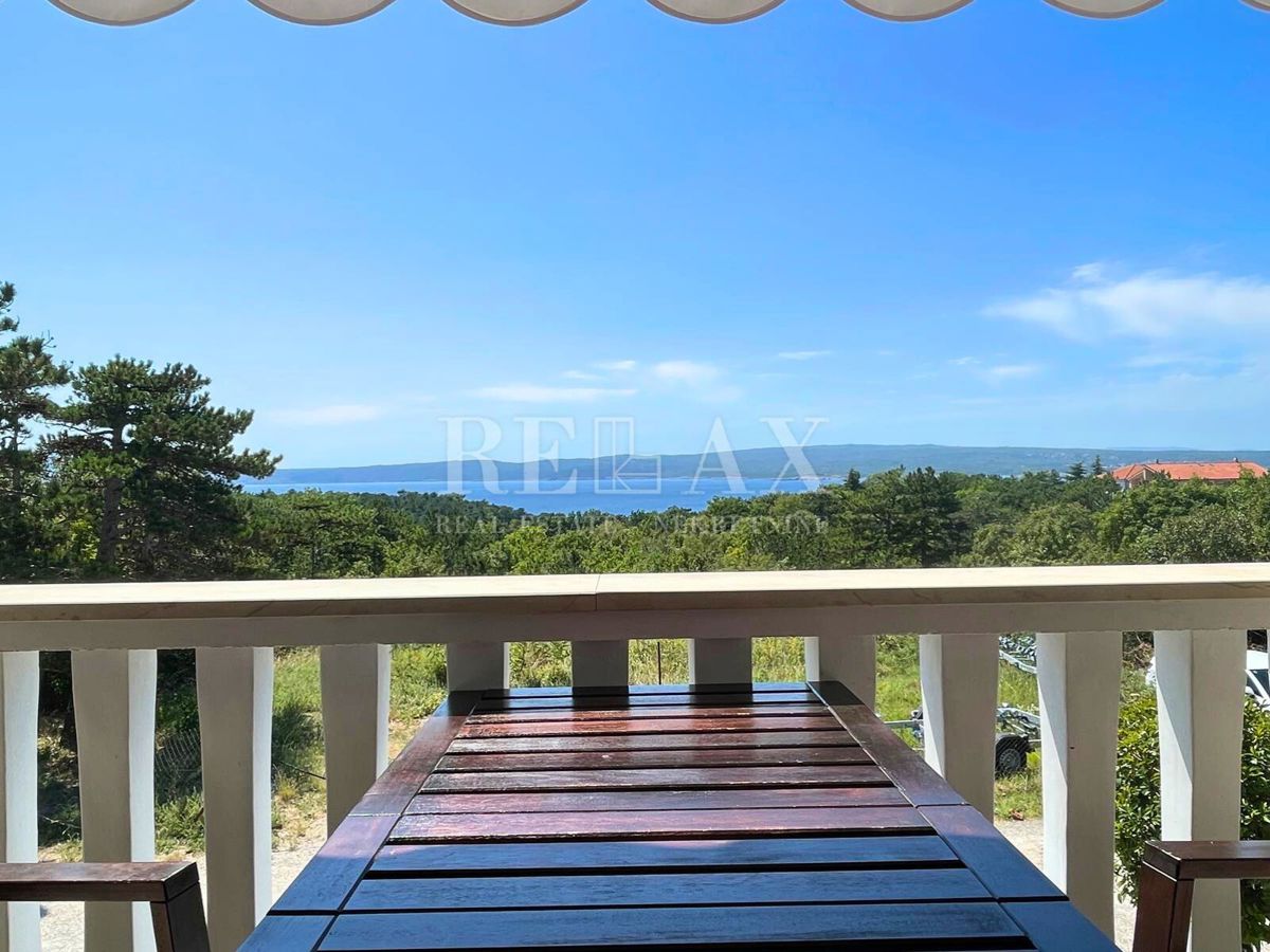 Selce – appartamento con giardino, piscina e parcheggio