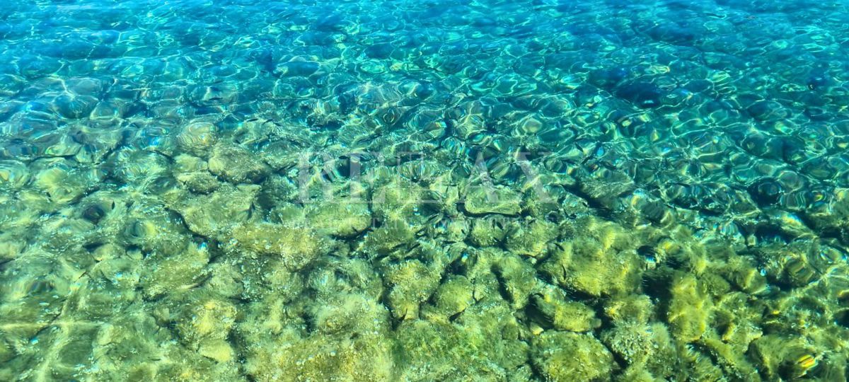 Prizna - terreno edificabile con permesso