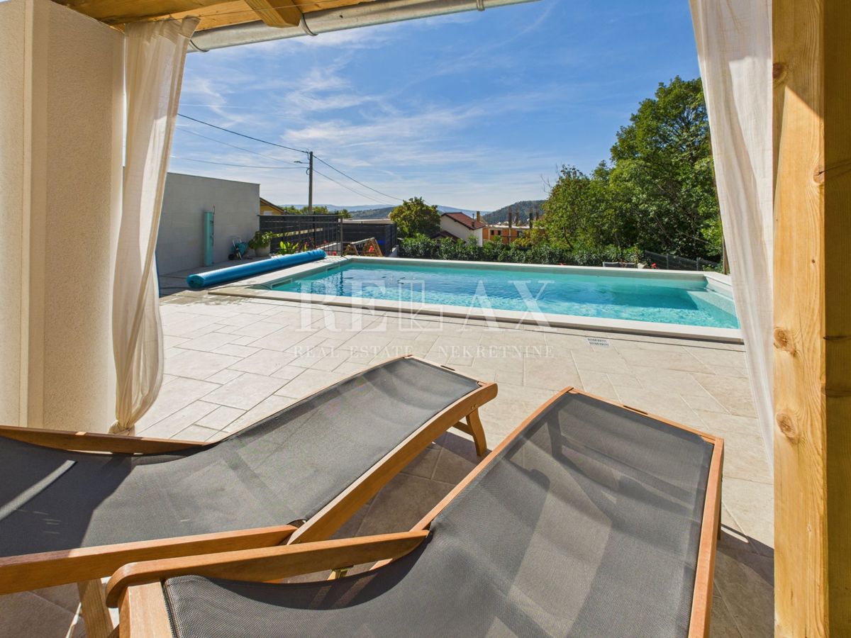 Bribir - villa in pietra con piscina riscaldata