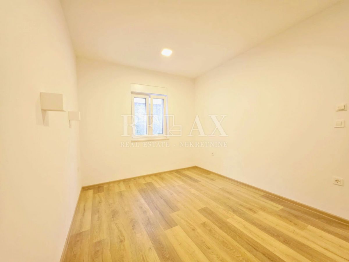 Viškovo, Saršoni - appartamento con piscina in uso, parcheggio