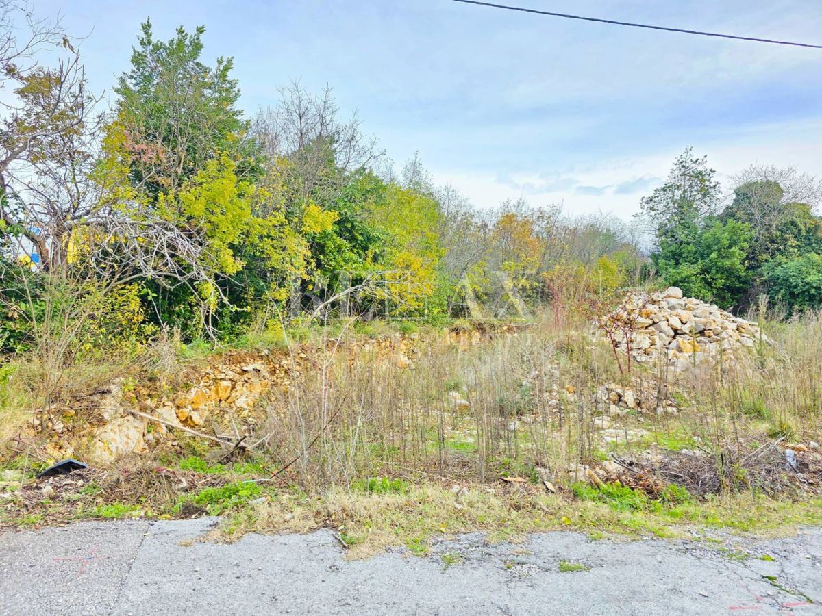 Kostrena - terreno edificabile 735 m2