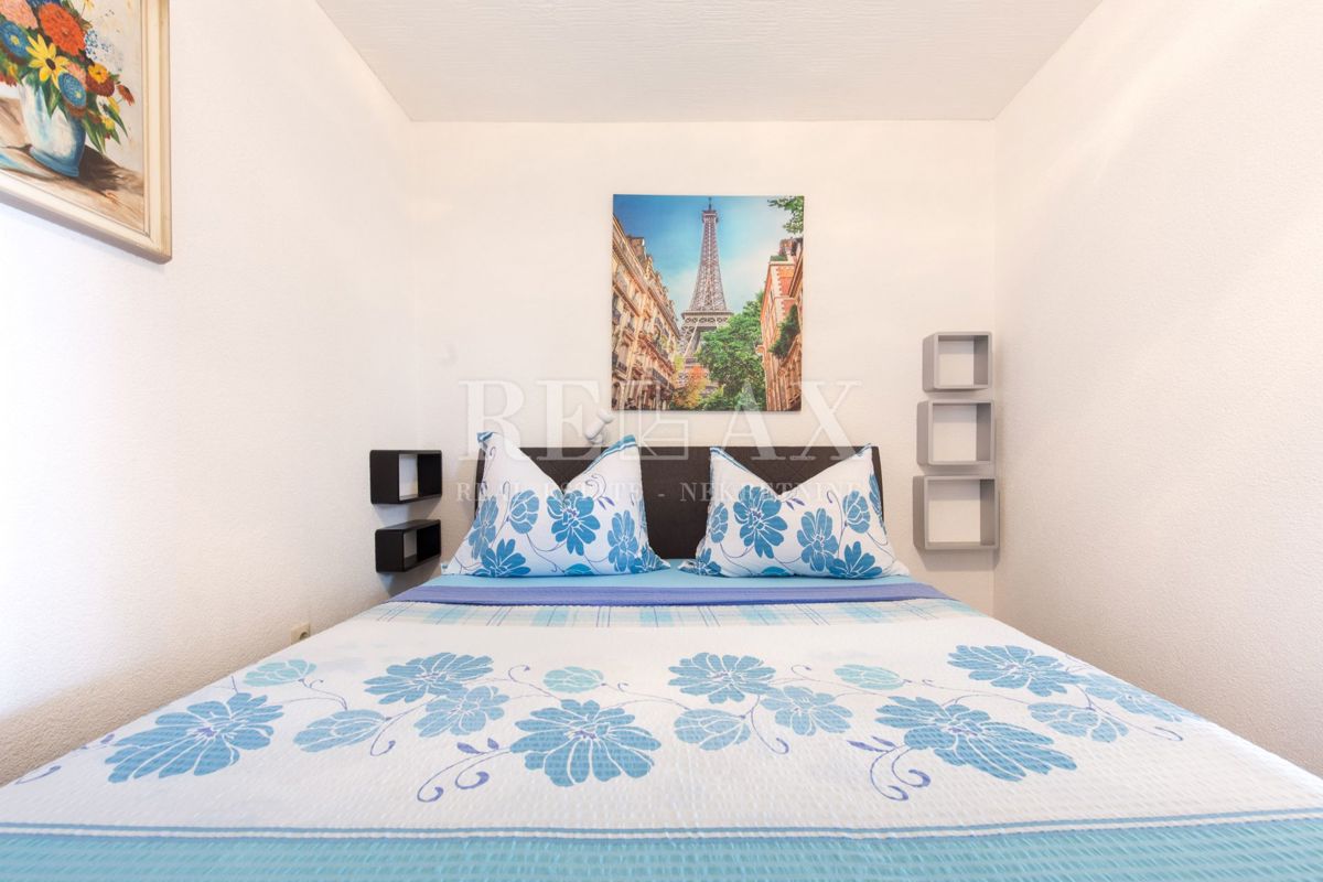 Crikvenica - casa con 6 appartamenti, piscina