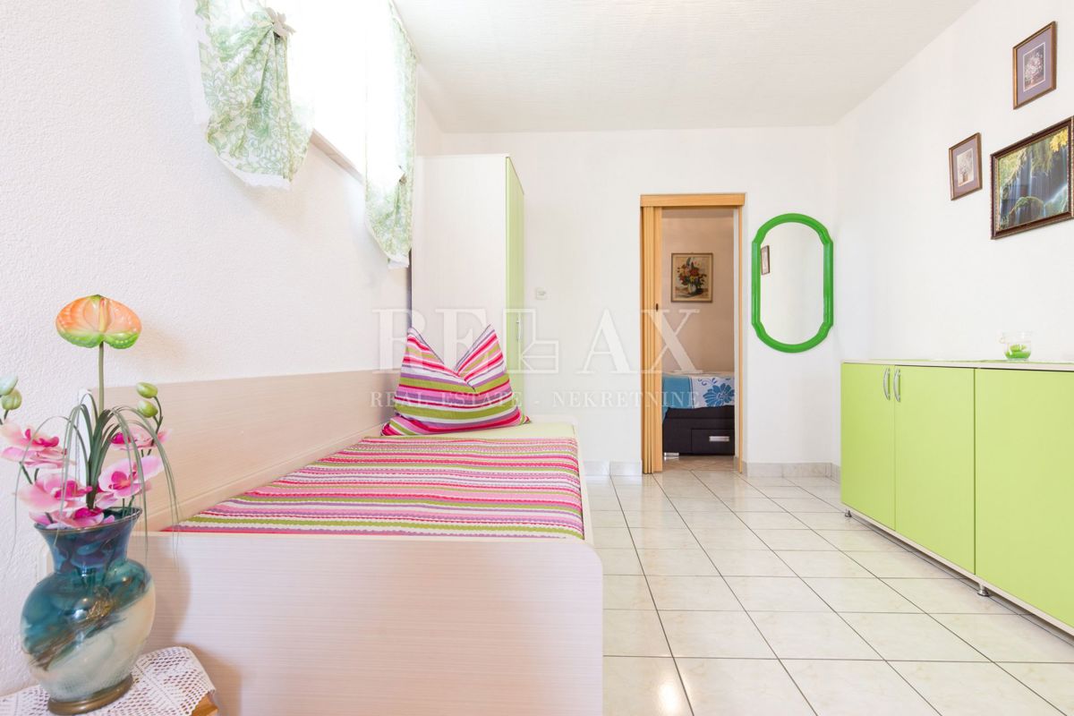 Crikvenica - casa con 6 appartamenti, piscina