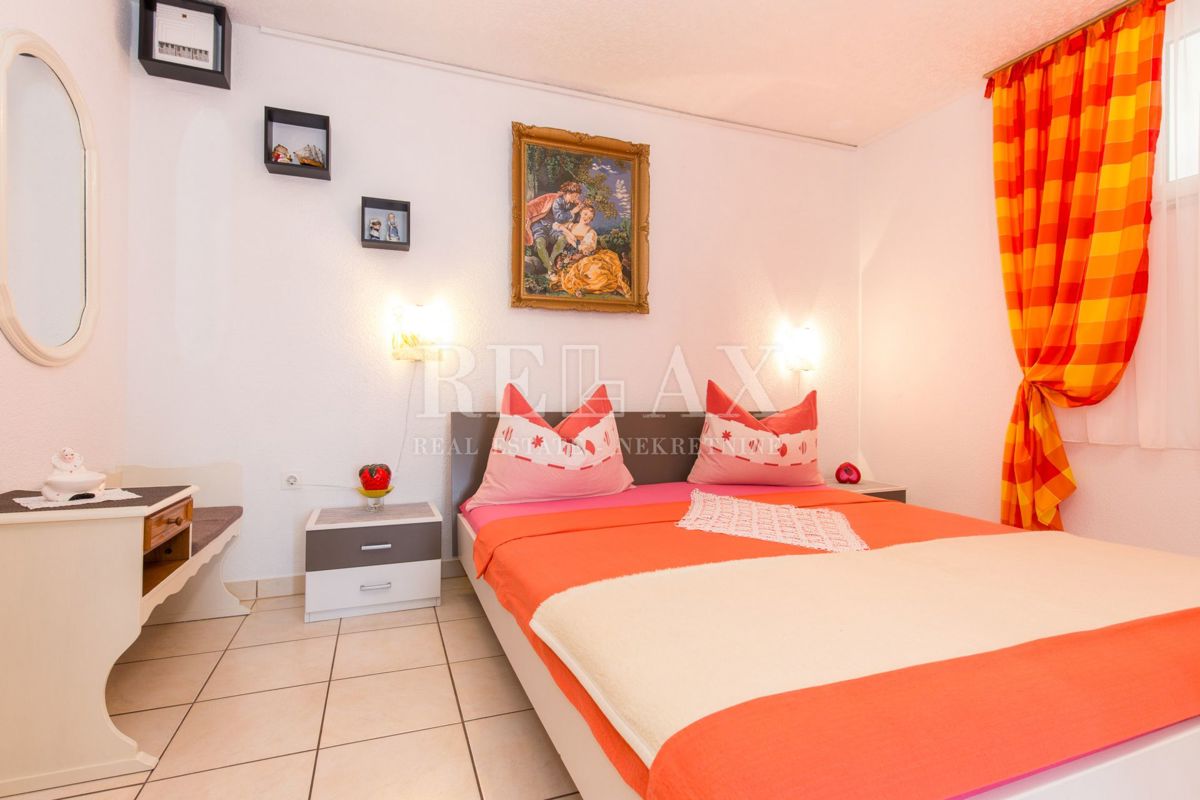 Crikvenica - casa con 6 appartamenti, piscina