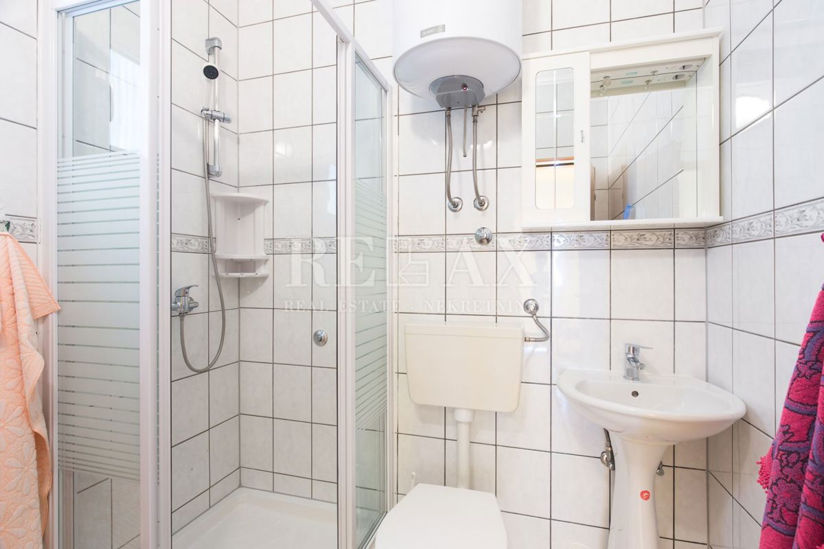 Crikvenica - casa con 6 appartamenti, piscina