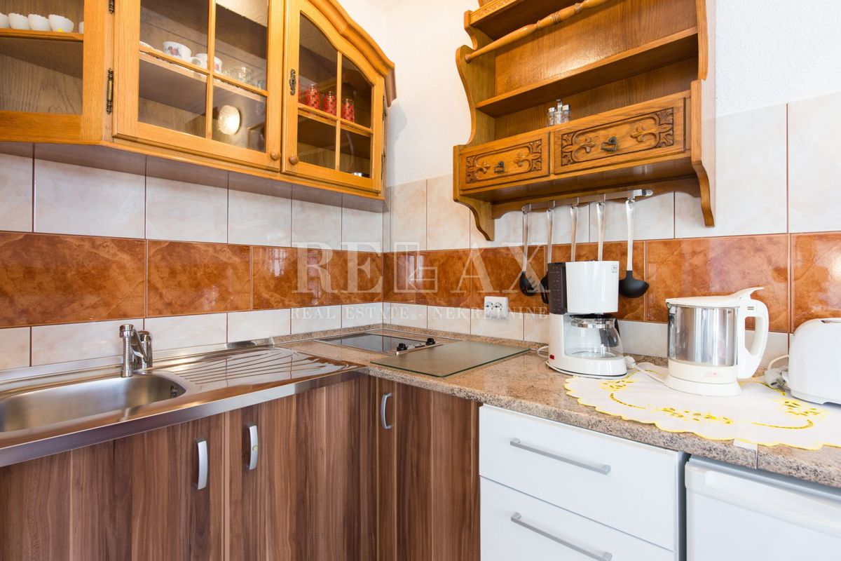 Crikvenica - casa con 6 appartamenti, piscina