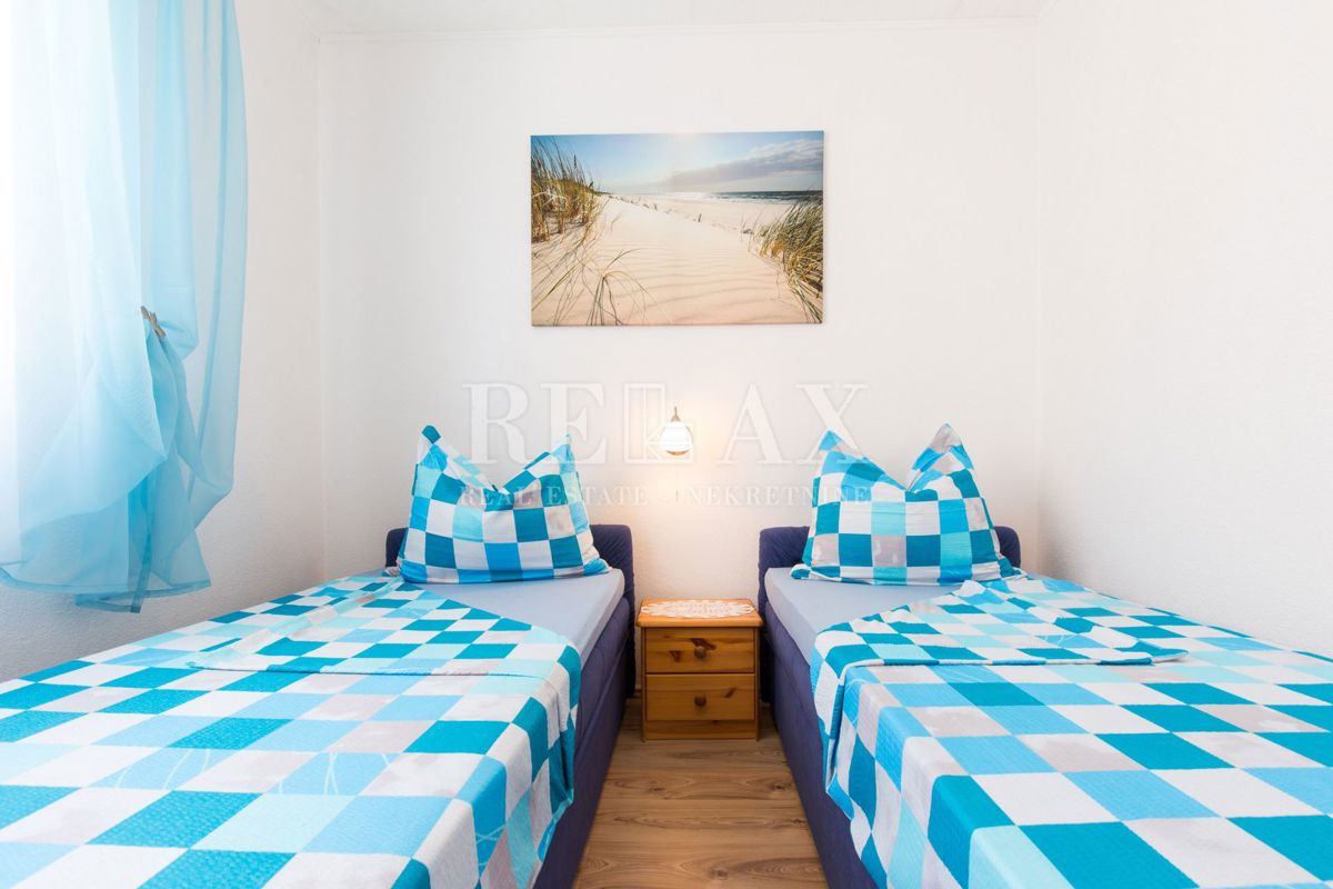 Crikvenica - casa con 6 appartamenti, piscina