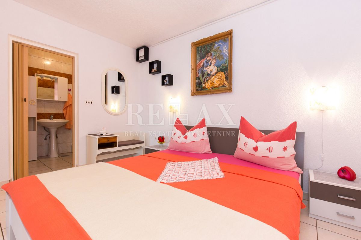 Crikvenica - casa con 6 appartamenti, piscina