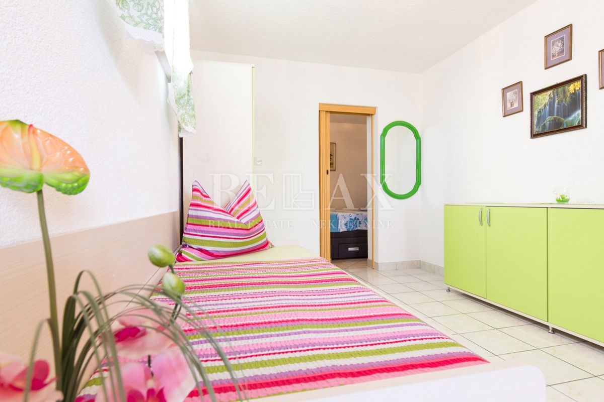 Crikvenica - casa con 6 appartamenti, piscina