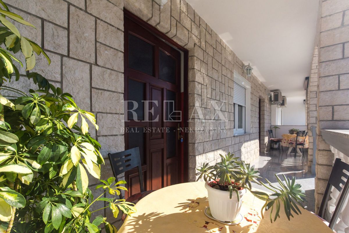 Crikvenica - casa con 6 appartamenti, piscina