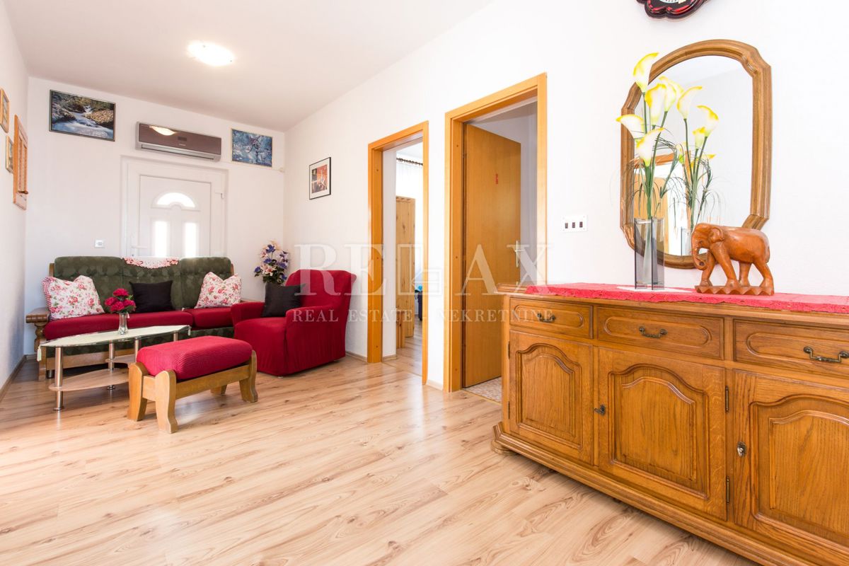 Crikvenica - casa con 6 appartamenti, piscina