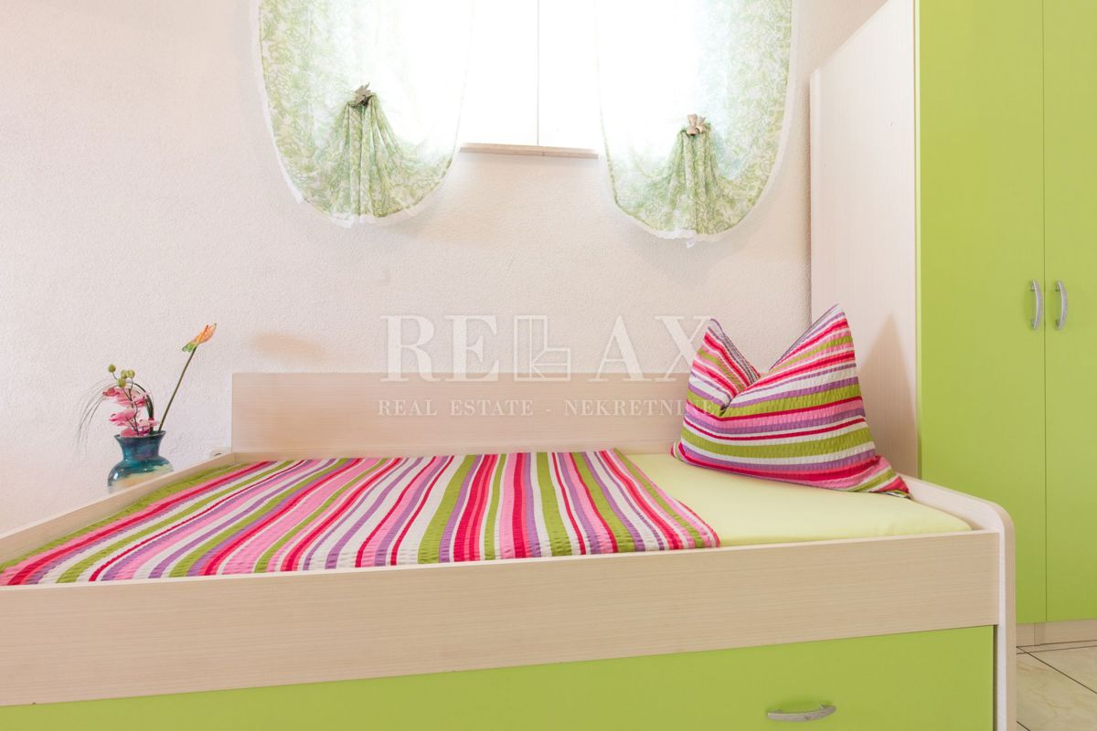 Crikvenica - casa con 6 appartamenti, piscina