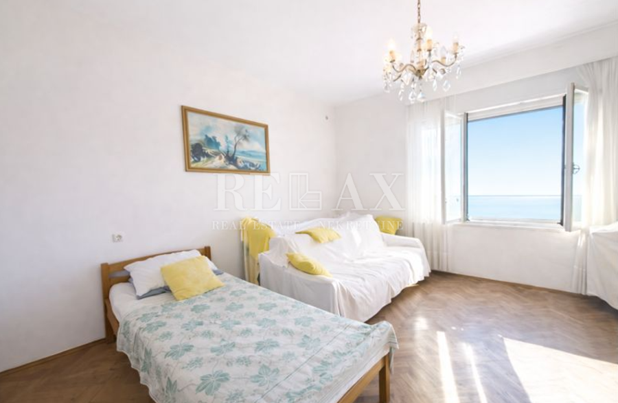 Rijeka, Kantrida - appartamento con una camera da letto in prima fila al mare